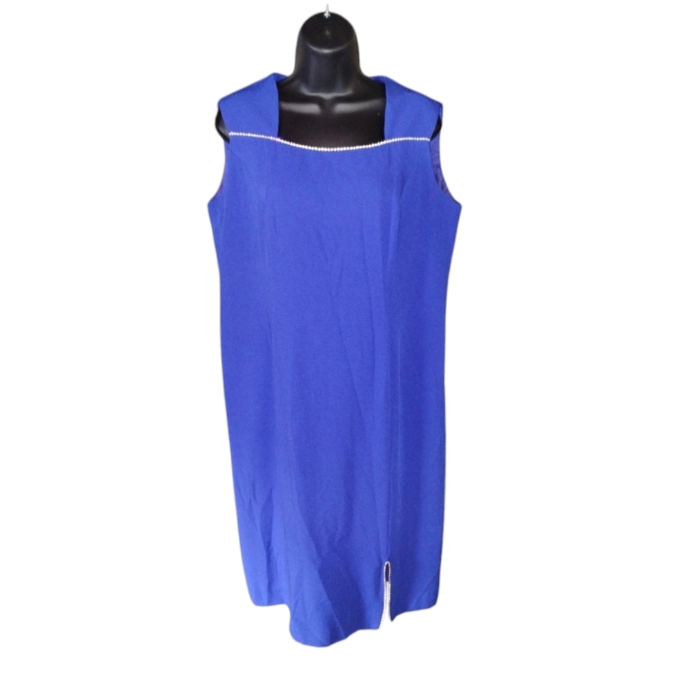 Vinatge Bernadette Designs like new blue sleeveless dress diamond neck